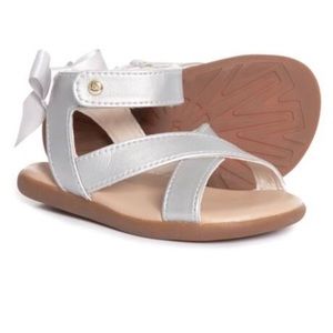 Used Ugg Infant Silver Maggiepie Shimmer Sandals